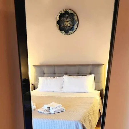 Seascape Elegant Apartament *
